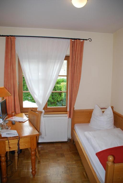 Landhotel St. Gereon Nackenheim Room photo
